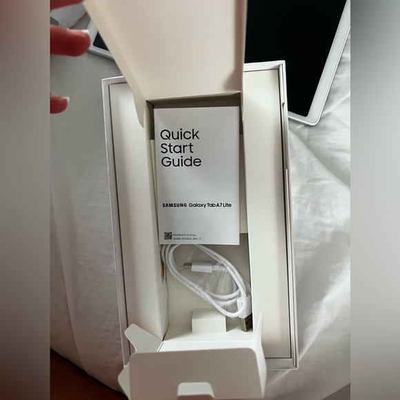 Galaxy Tab A7 Lite - Picture 3 of 7